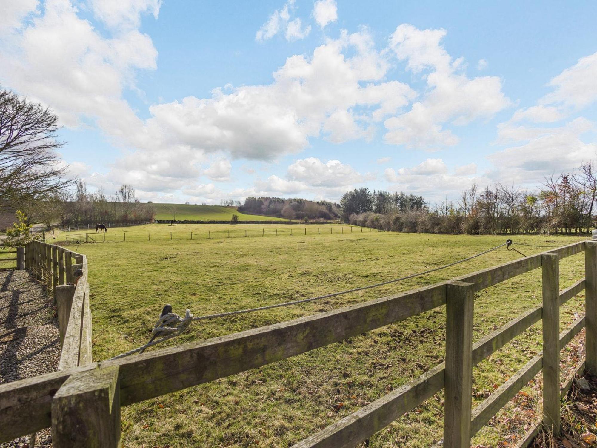 Appletree Cottage Kirkton of Tealing Buitenkant foto